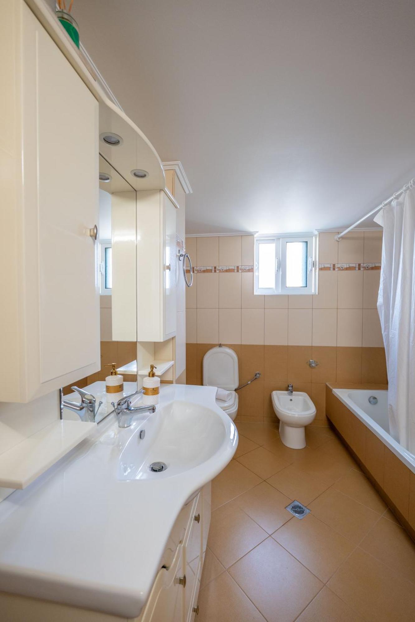 Philoxenia Apartments Saranda Exterior photo